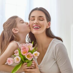 MEDIA MARKT: Assicurati subito le migliori offerte per la Festa della Mamma